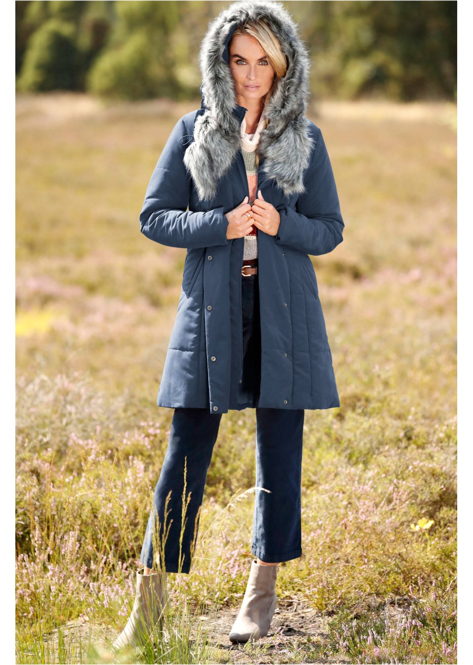 Parka longue à capuche avec détail synthétique