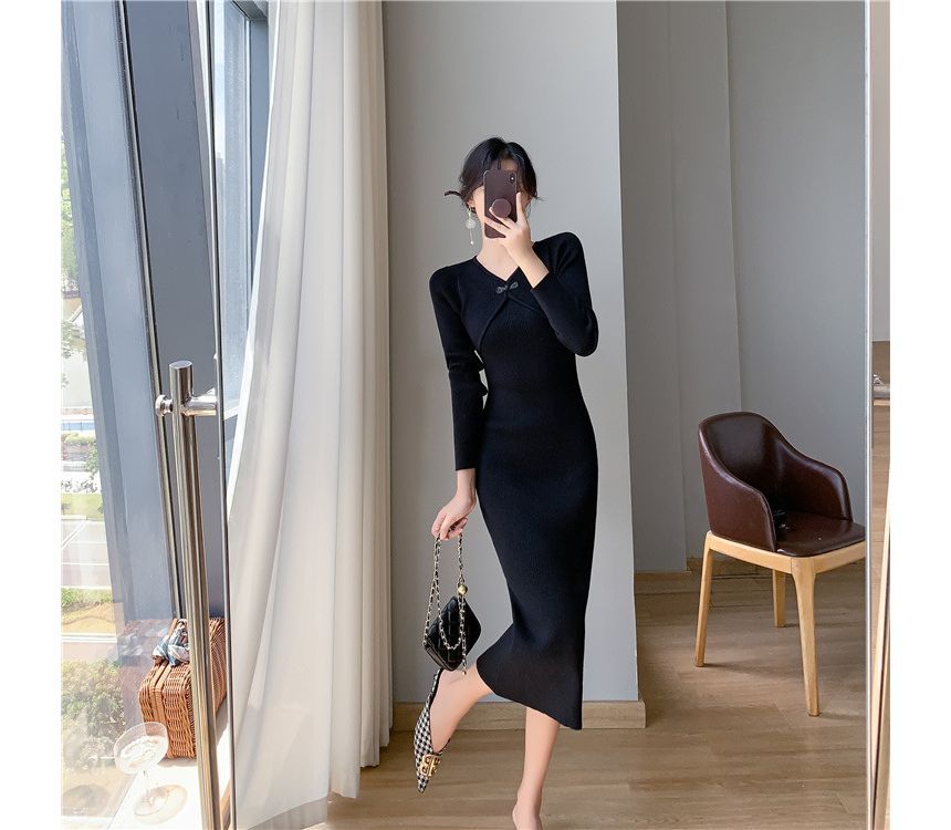 Hulkoplein - Mock Two-Piece Long-Sleeve Plain Frog Buttoned Midi Knit Dress