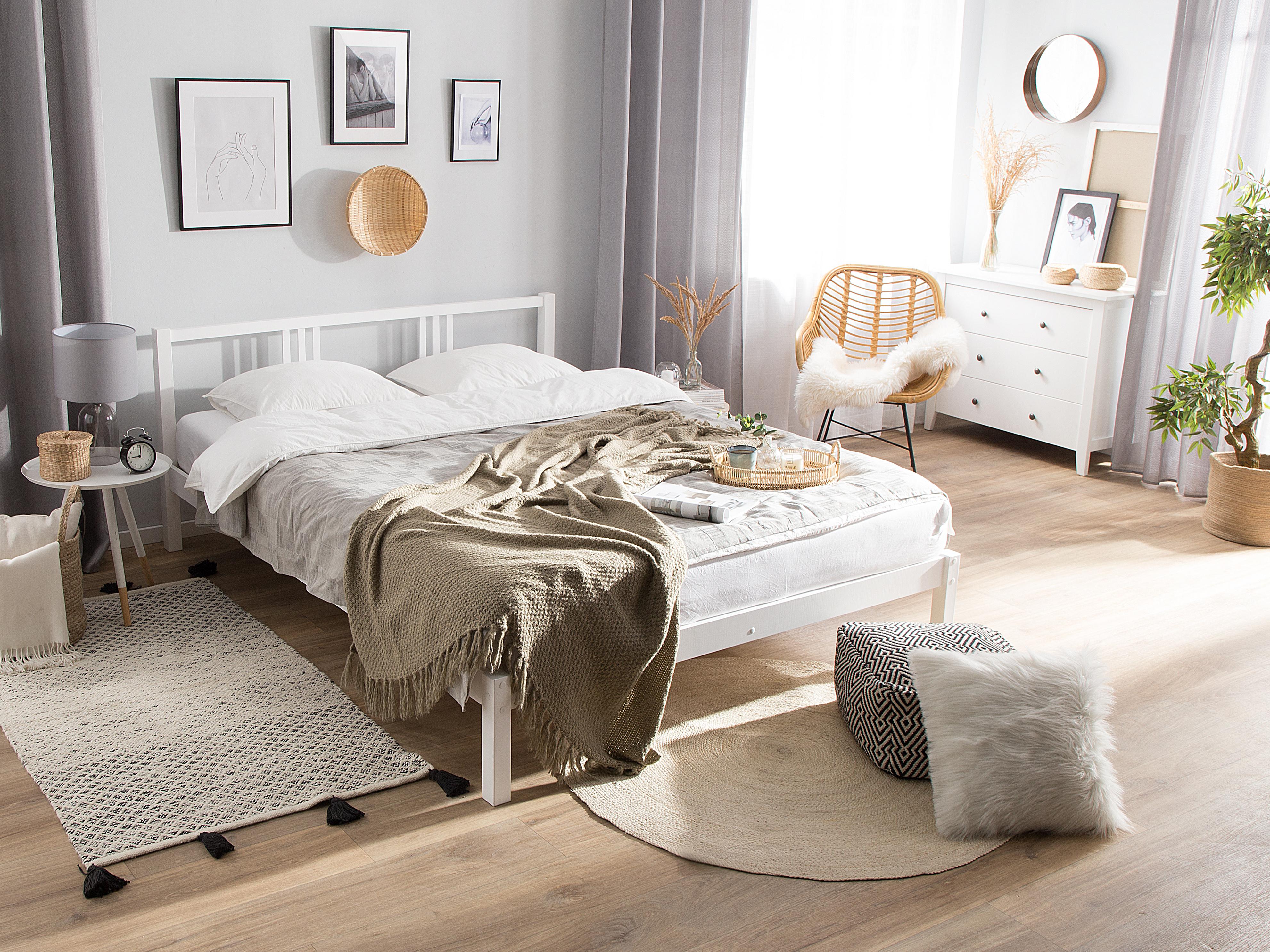 Bed Dennenhout VANNES 180 x 200 cm Wit