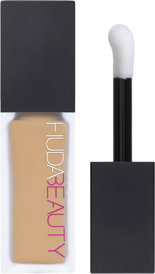 Huda Beauty #FAUXFILTER Luminous Matte Liquid Concealer
