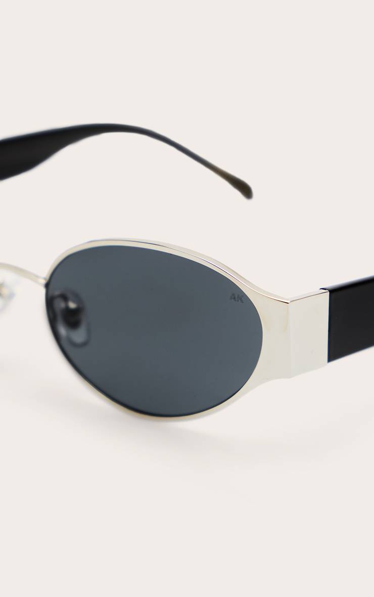 Argenté A.kjærbede / Lunettes De Soleil Ovales Bella Noires