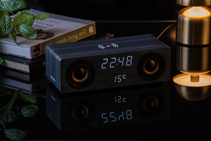 Alarm Clock Classic BT Speaker Radio w. Phone Charger KA6059BK Black