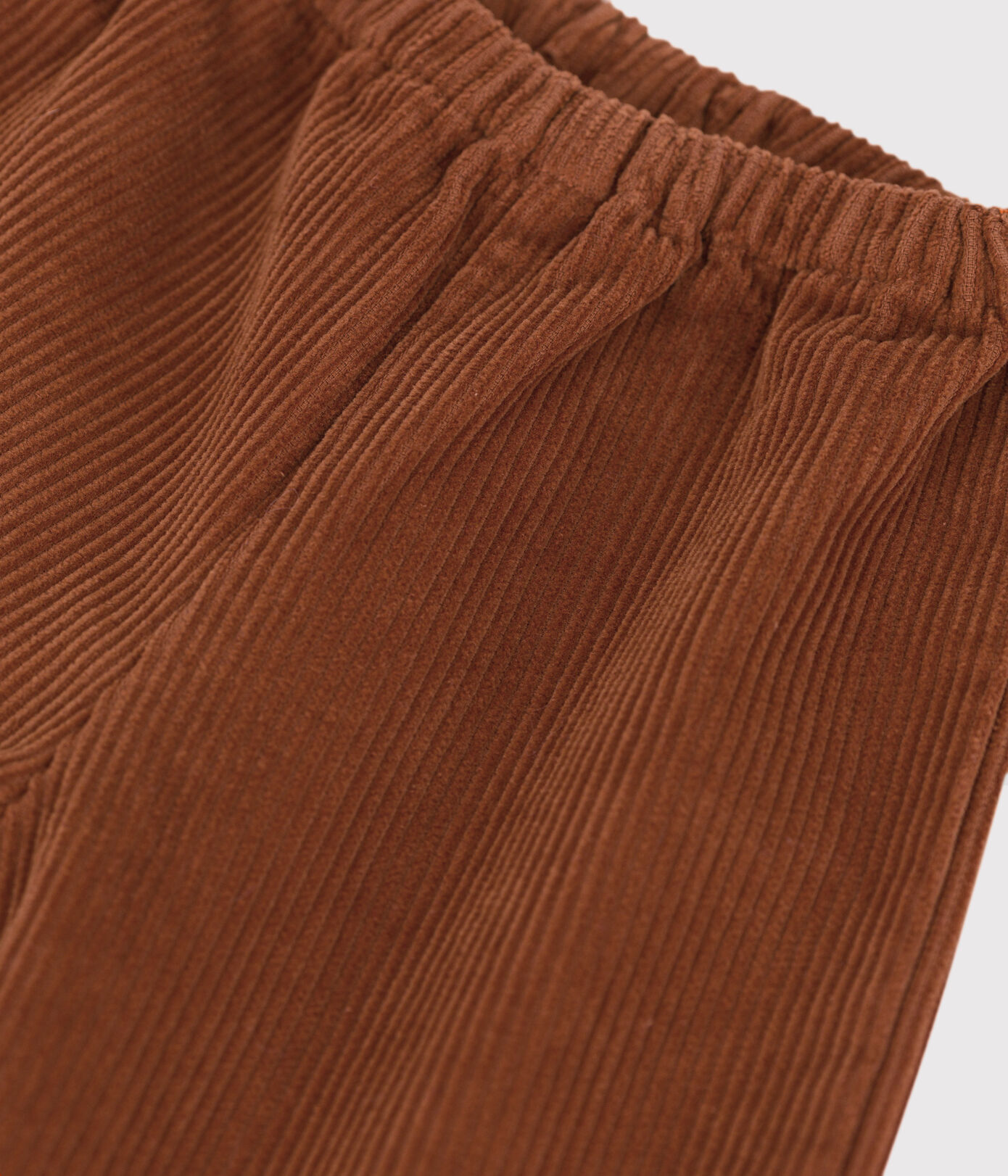Pantalon bébé en velours grosses côtes