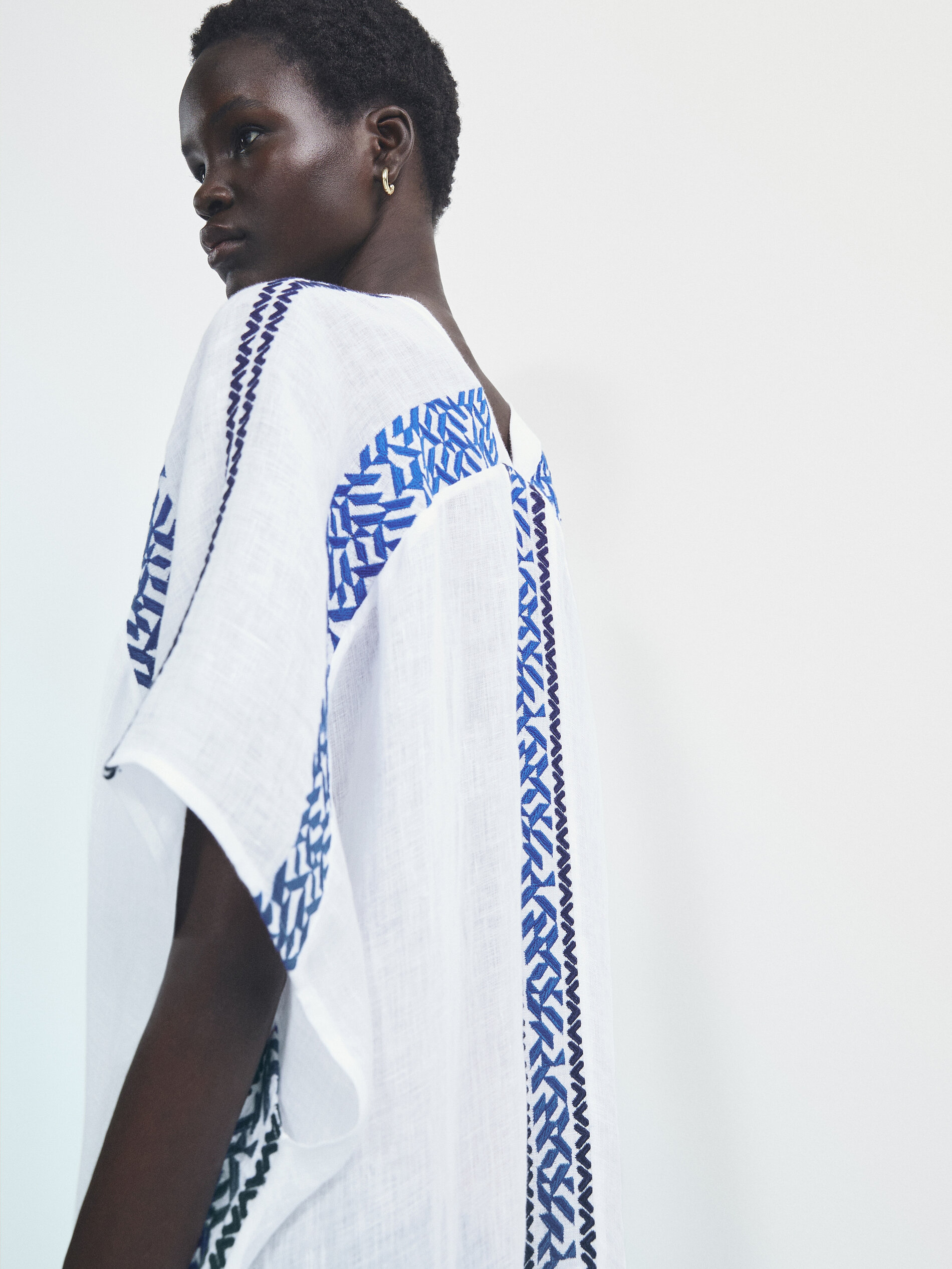 Blusa Maxi de Linho Bordada - BRANCA