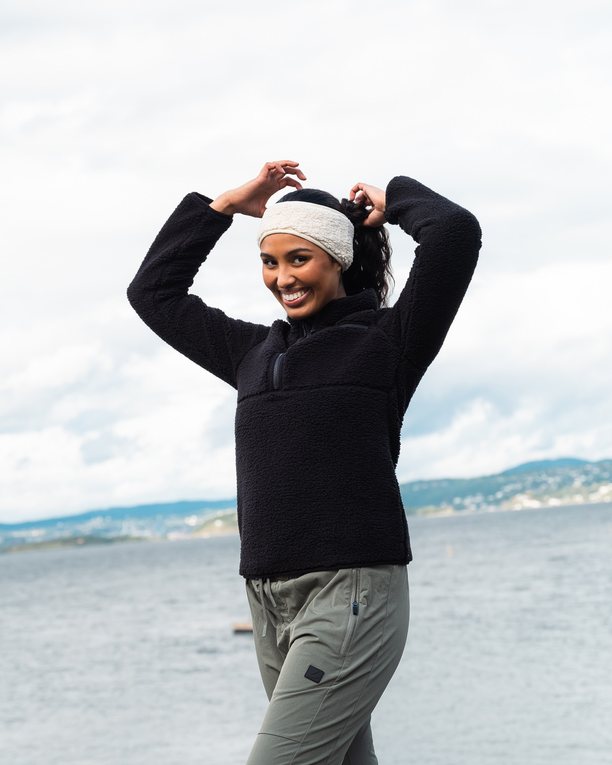 LEVITY Versatile Pile Headband Off White - One Size
