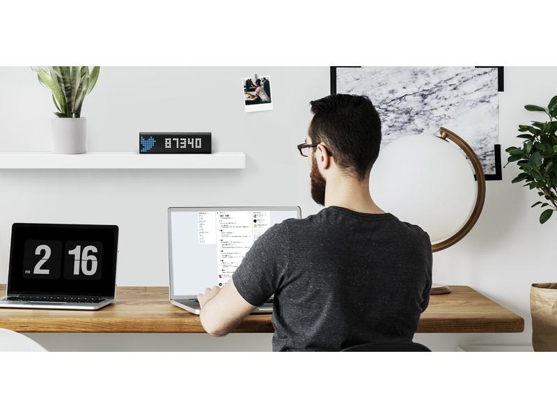 LaMetric Smart-Display LaMetric Time LaMetric TIME Tischuhr für Smart Home