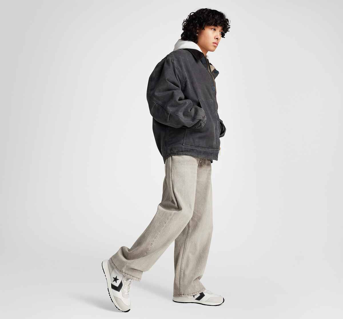 CONVERSE<br>Tênis Omega Trainer Cor da Temporada
