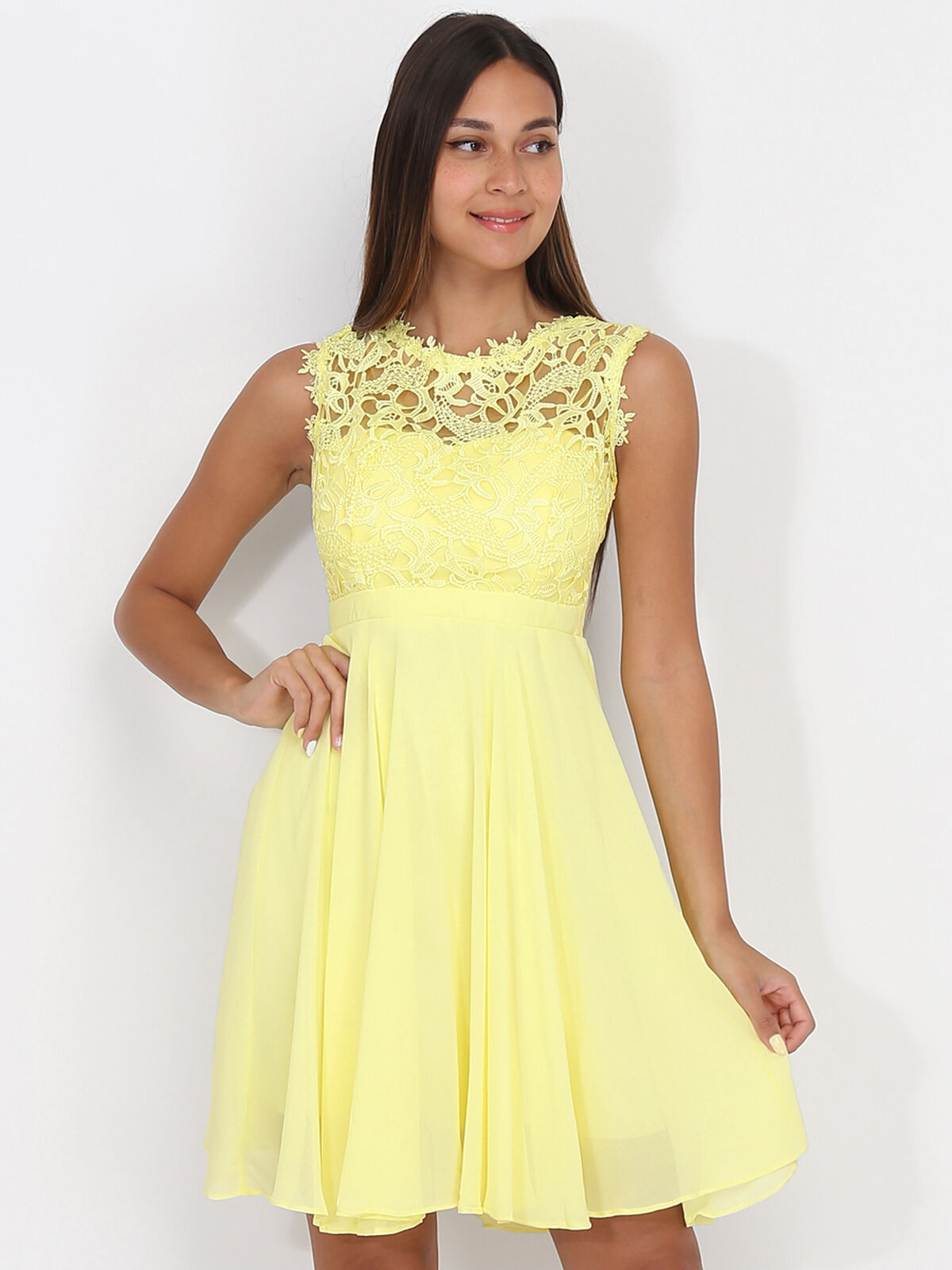 Robe jaune avec dentelle Jaune- Jaune