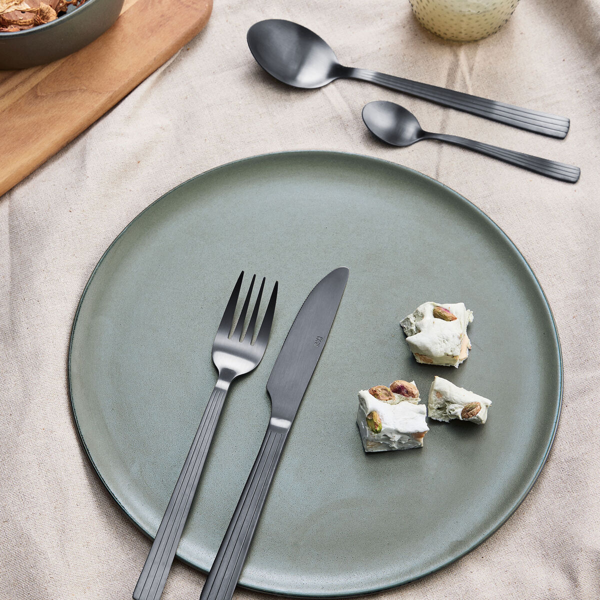 Raw bestikksett 60 stk, matt svart