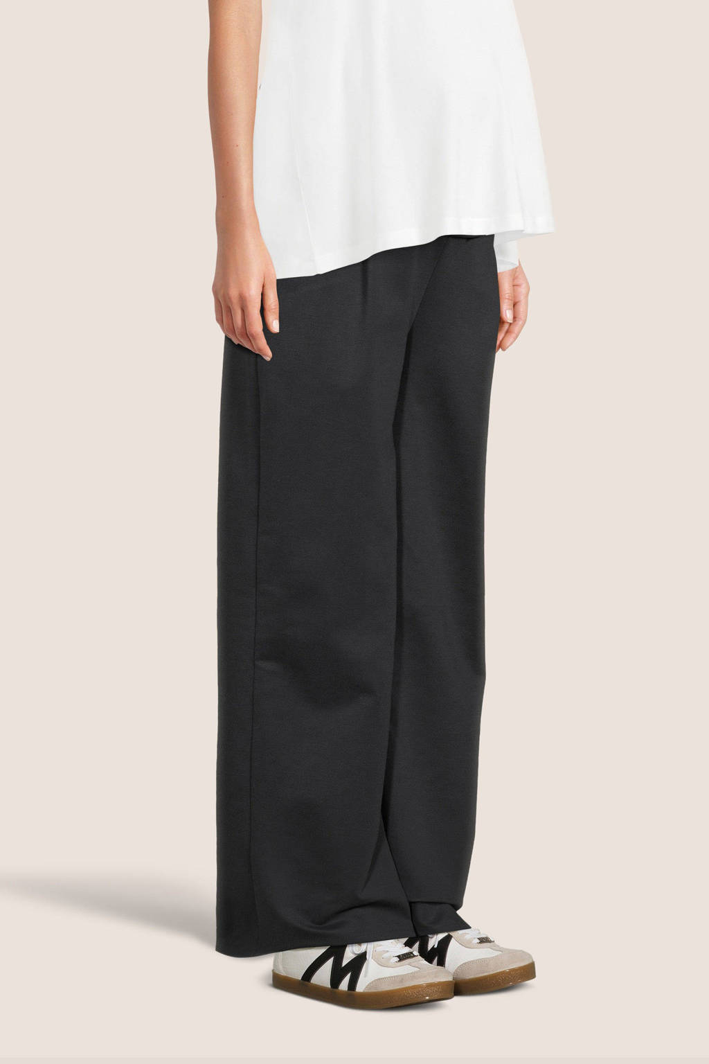 LOVE2WAIT low waist loose fit broek donkerblauw