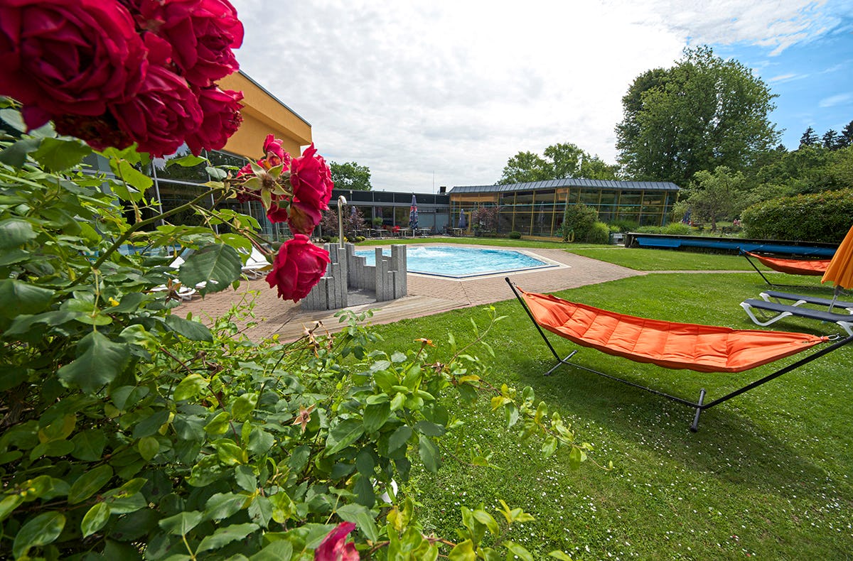 Südpfalz Therme: Eintritt   Day Spa Anwendung
