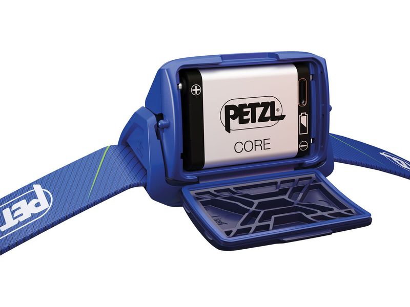 Petzl Stirnlampe Tikka Core Blau, 450 lm Einfach zu bedienende kompakte Stirnlampe
