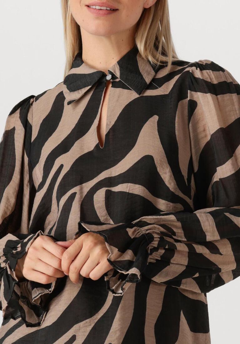 zwarte bruuns bazaar midi jurk bbarmada dress