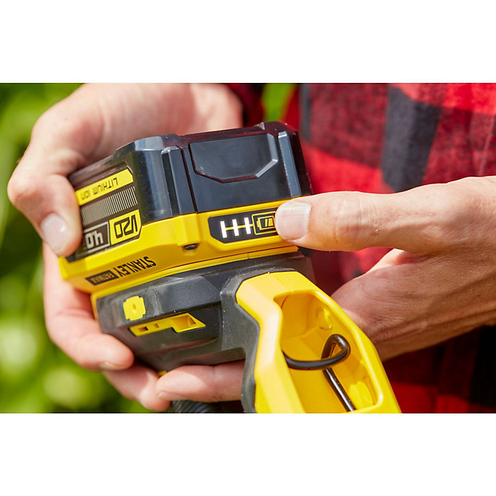 Coupe-bordure sans fil sur batterie 18 V Stanley Fatmax SFMCST933M1 33 cm (avec 1 batterie et 1 chargeur)