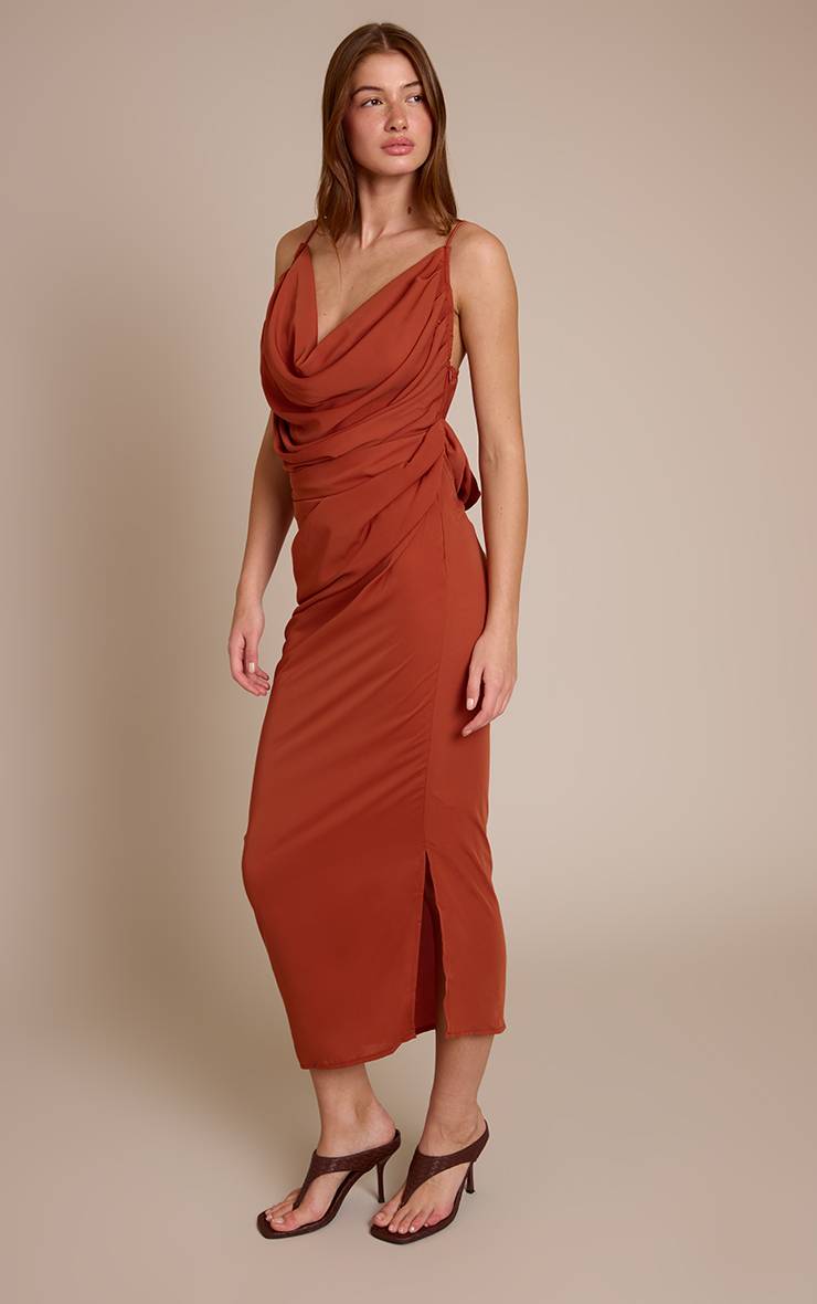 Orange Brûlé Robe Midi En Mousseline Drapée Avec Découpes