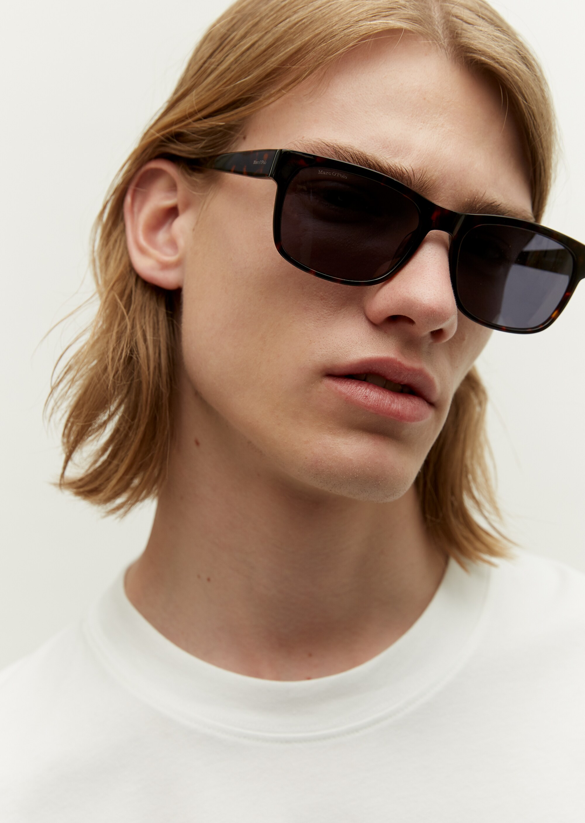 Herren-Sonnenbrille im lässigen Nerd-Look