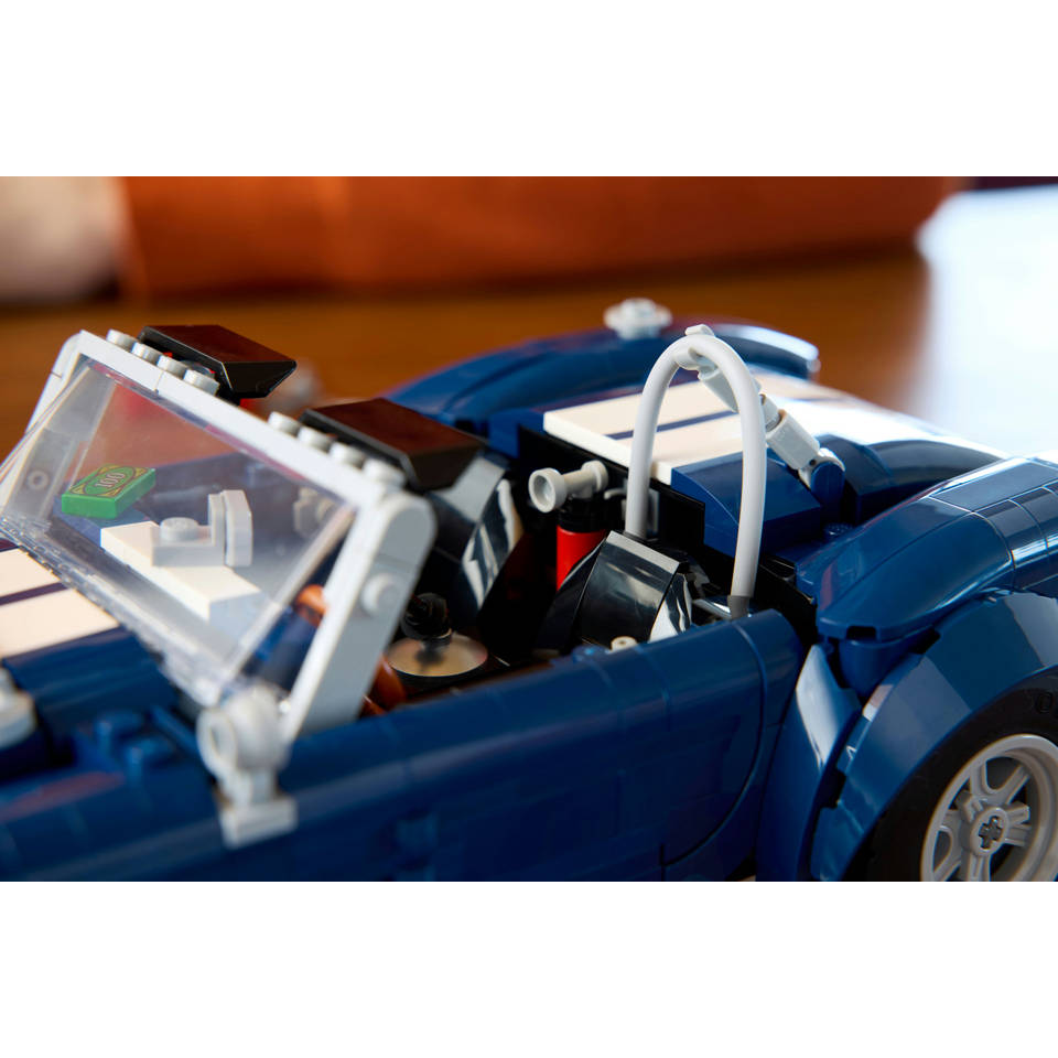 LEGO Icons Shelby Cobra 427 S/C 10357
