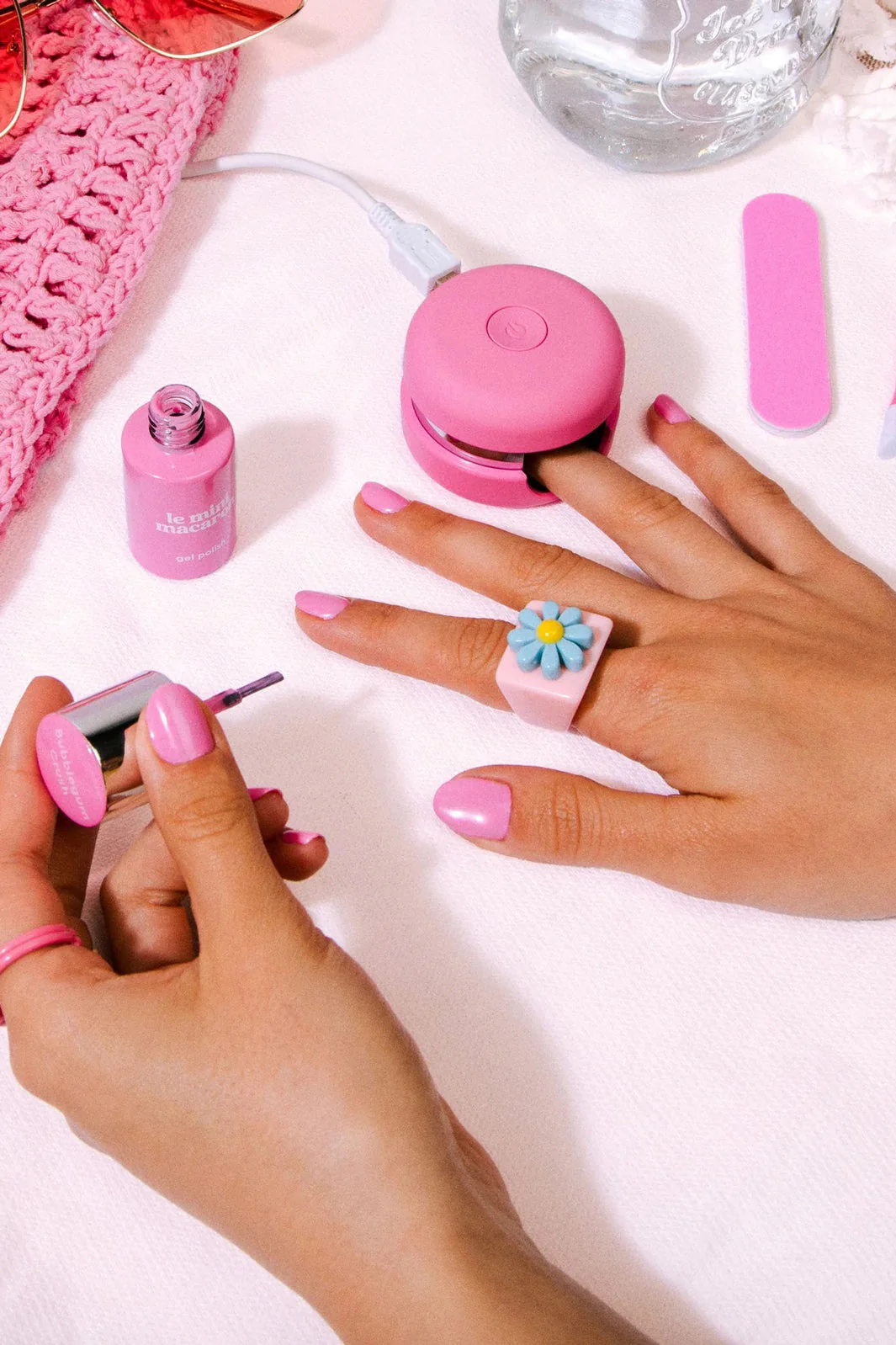 Le Mini Macaron Gel Manicure Kit bubblegum crush