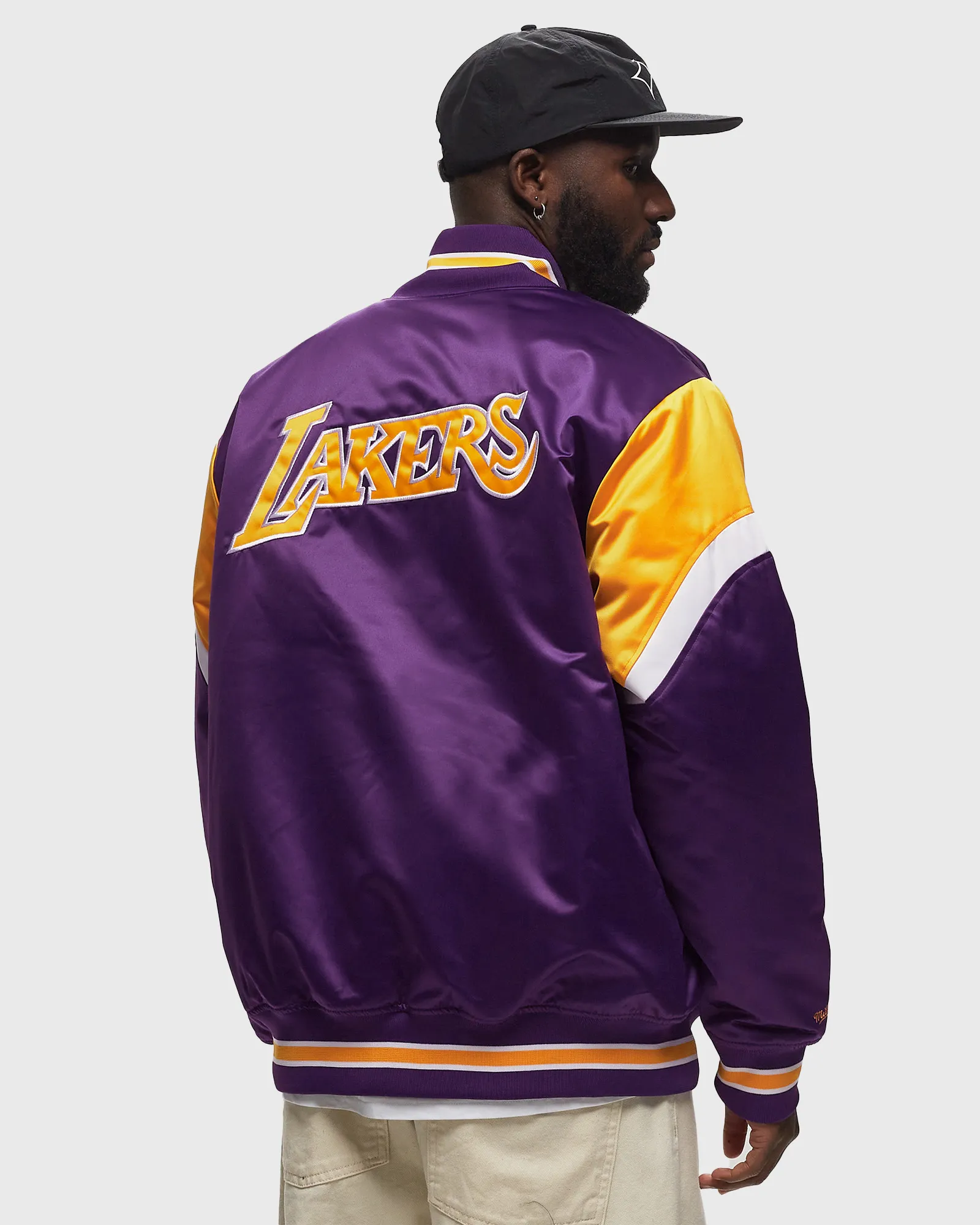 Jaqueta Mitchell & Ness NBA de cetim pesado Los Angeles Lakers
