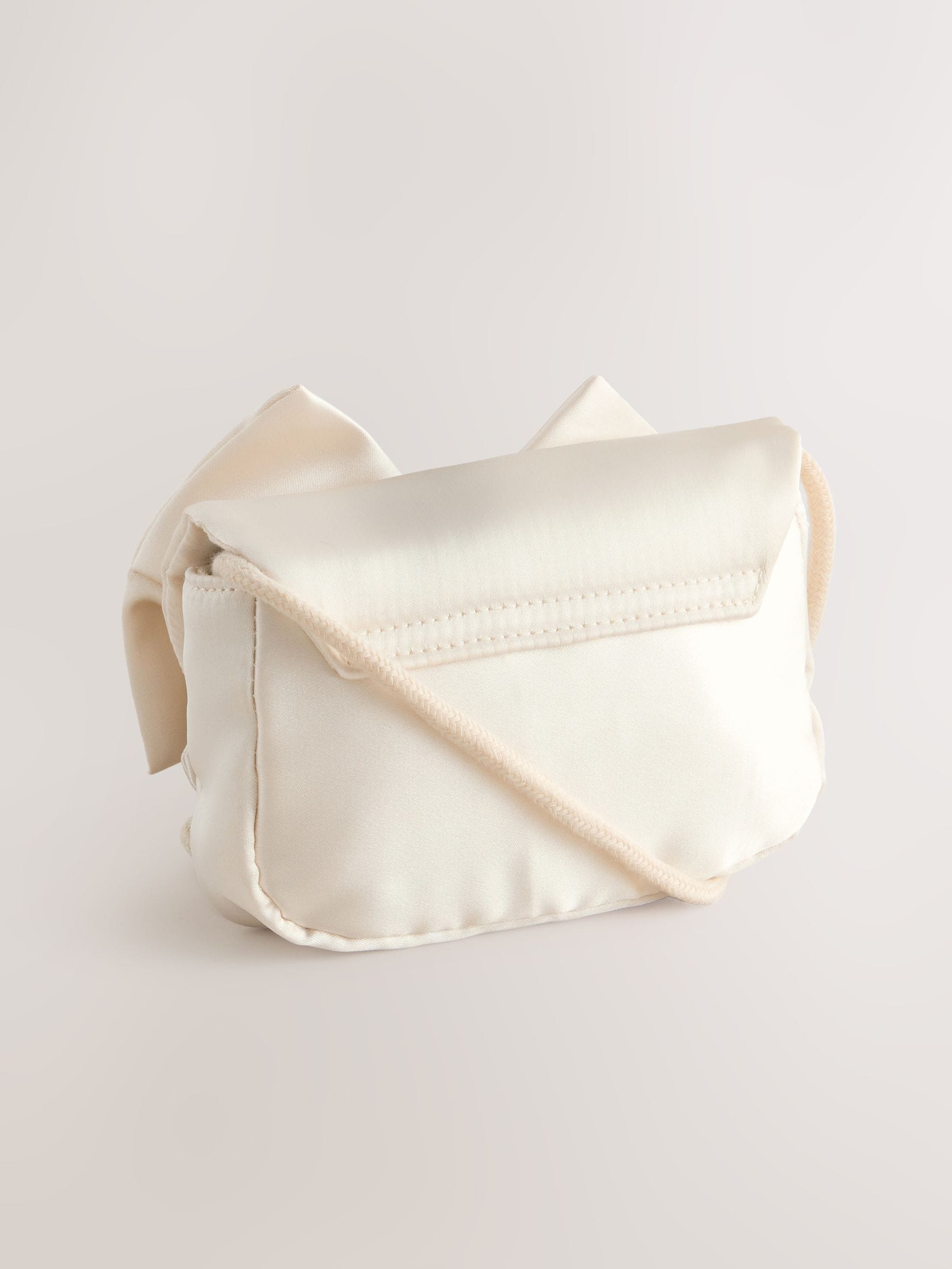 Crème - Rose Bow Bag