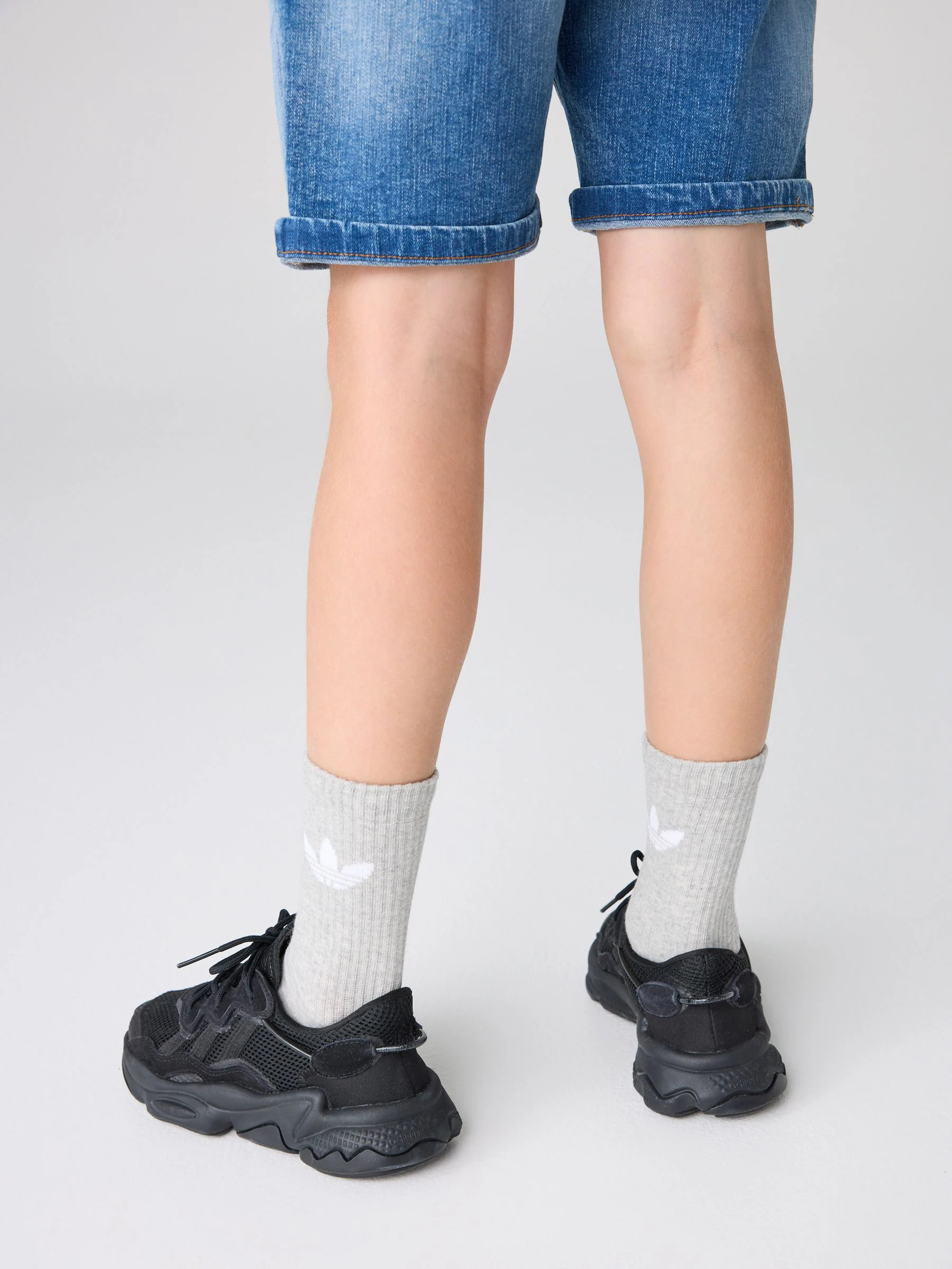 adidas Originals OZWEEGO Junior sneakers met veters