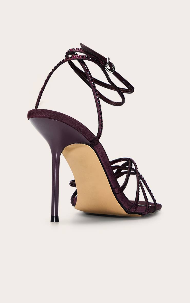 Prune Sandale À Talons Avec Brides Ornées De Strass Thermocollants