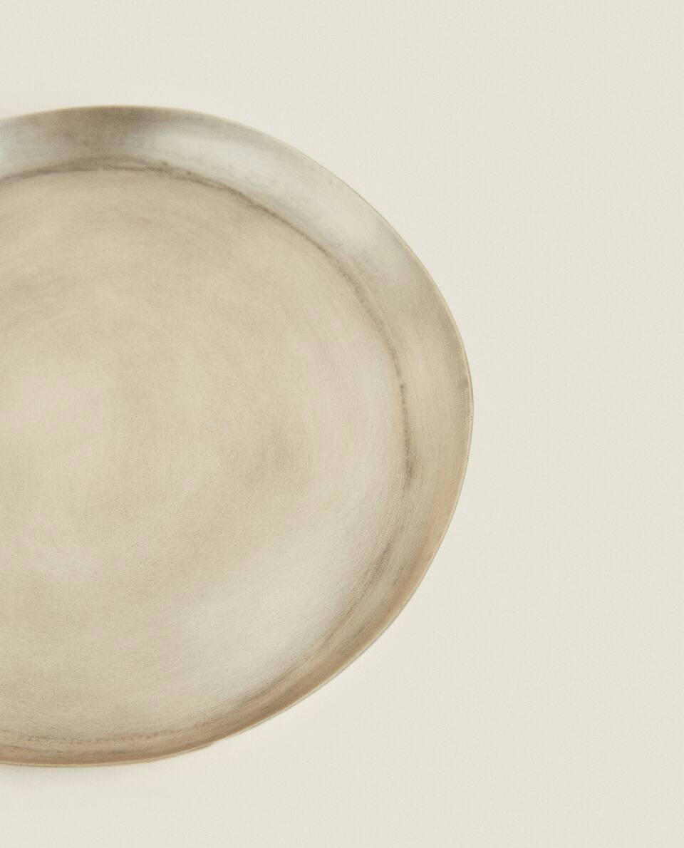 BANDEJA DECORATIVA DE METAL IRREGULAR