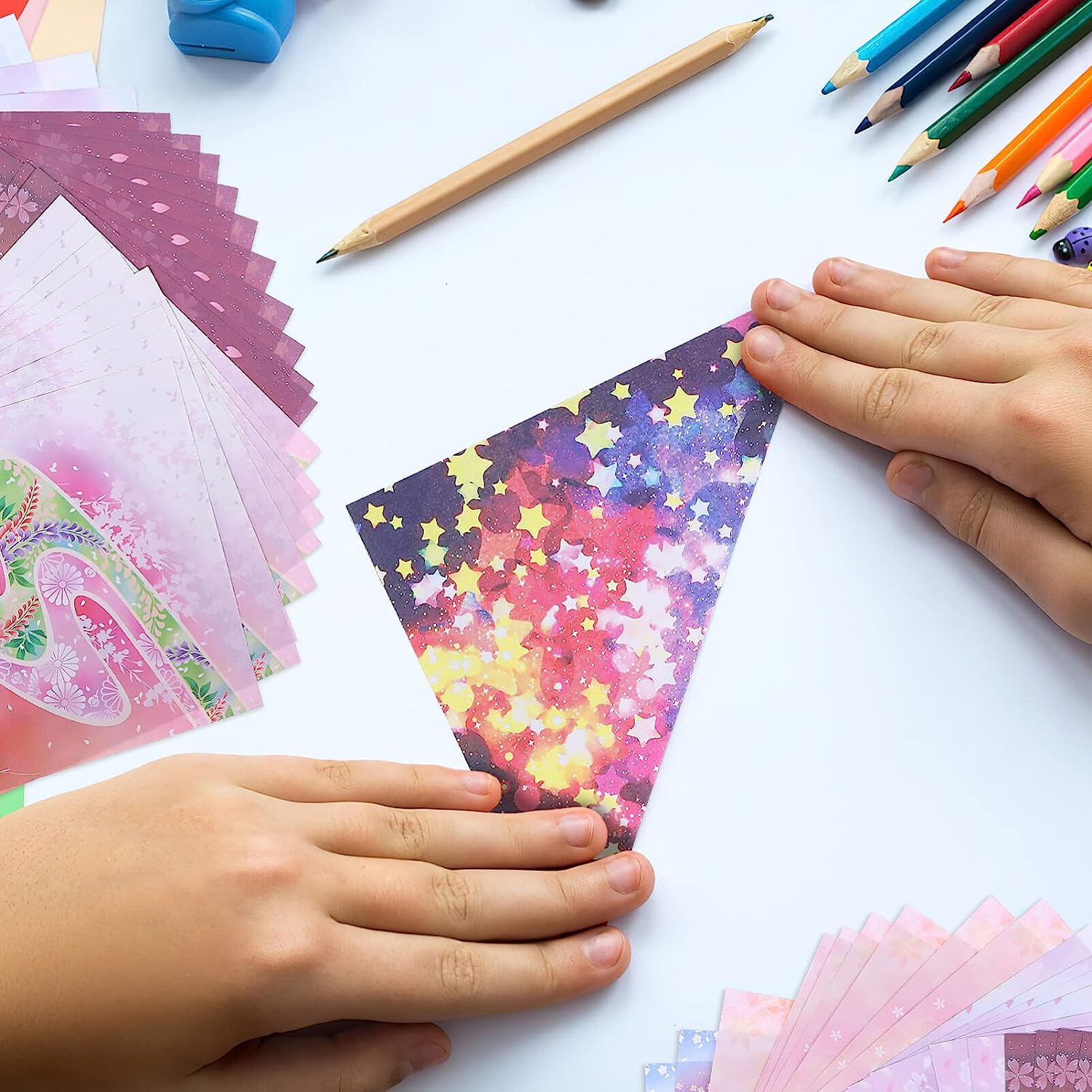 (50er Set) 15x15cm Origami Papier DIY Bastel Faltpapier 70gm2 - Blumen Design