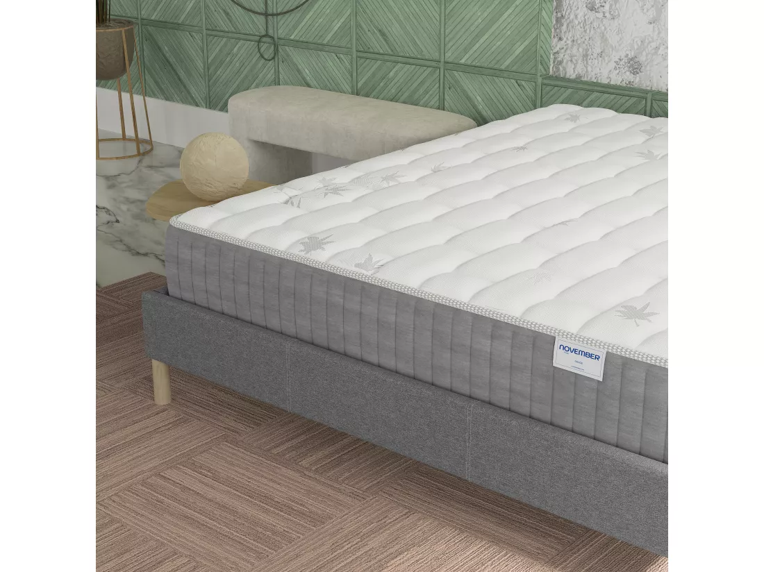 Matelas Ressorts ensachés + mémoire de forme, 140x190cm, 25cm d’épaisseur