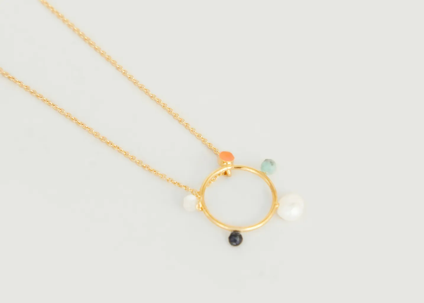 Collier Elements pendentif en laiton doré à l'or fin 24 carats Judith Benita