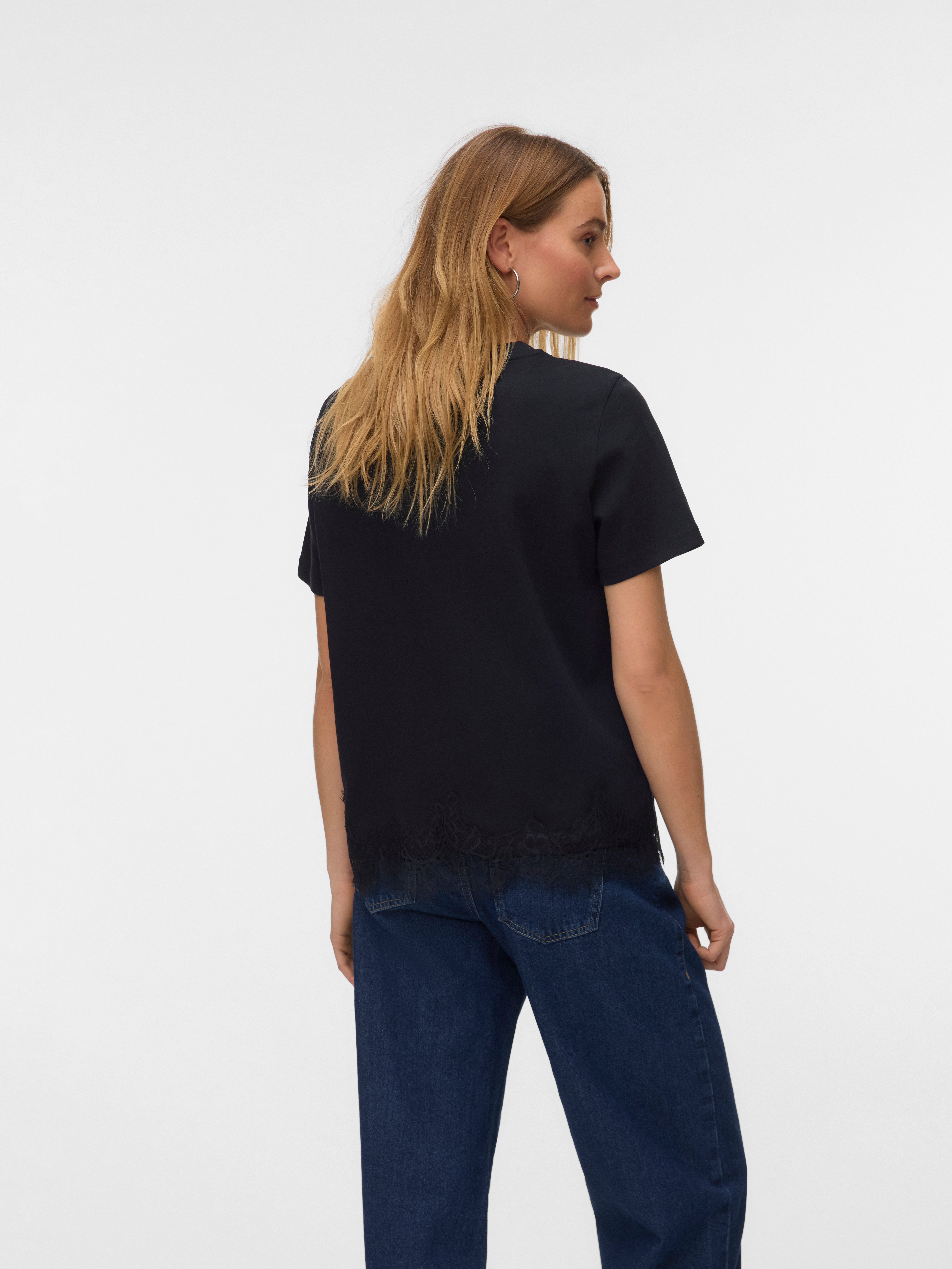 VMSARA T-shirts