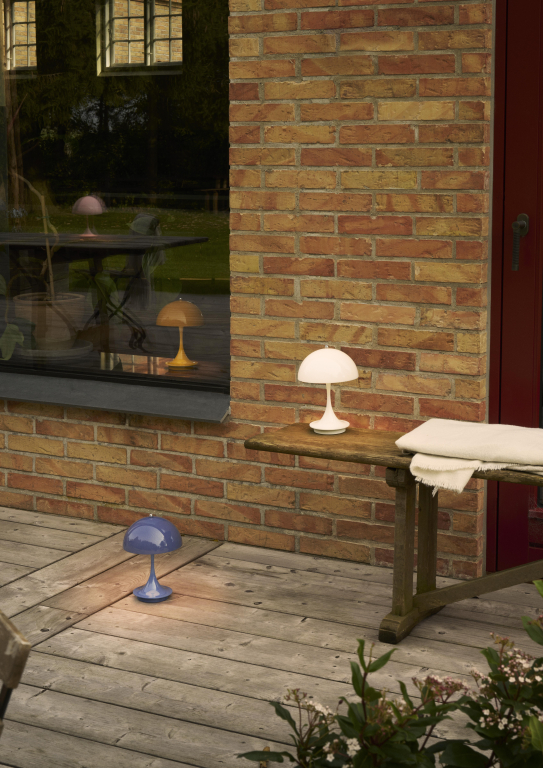 Louis Poulsen Panthella tafellamp V3 Ø16 LED oplaadbaar Opal White