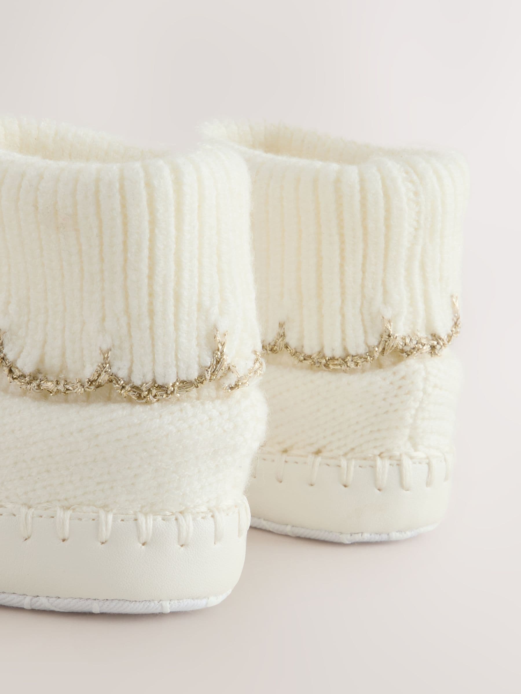 Crème - Baby Girls Scallop Edge Knitted Padders Booties with Bow