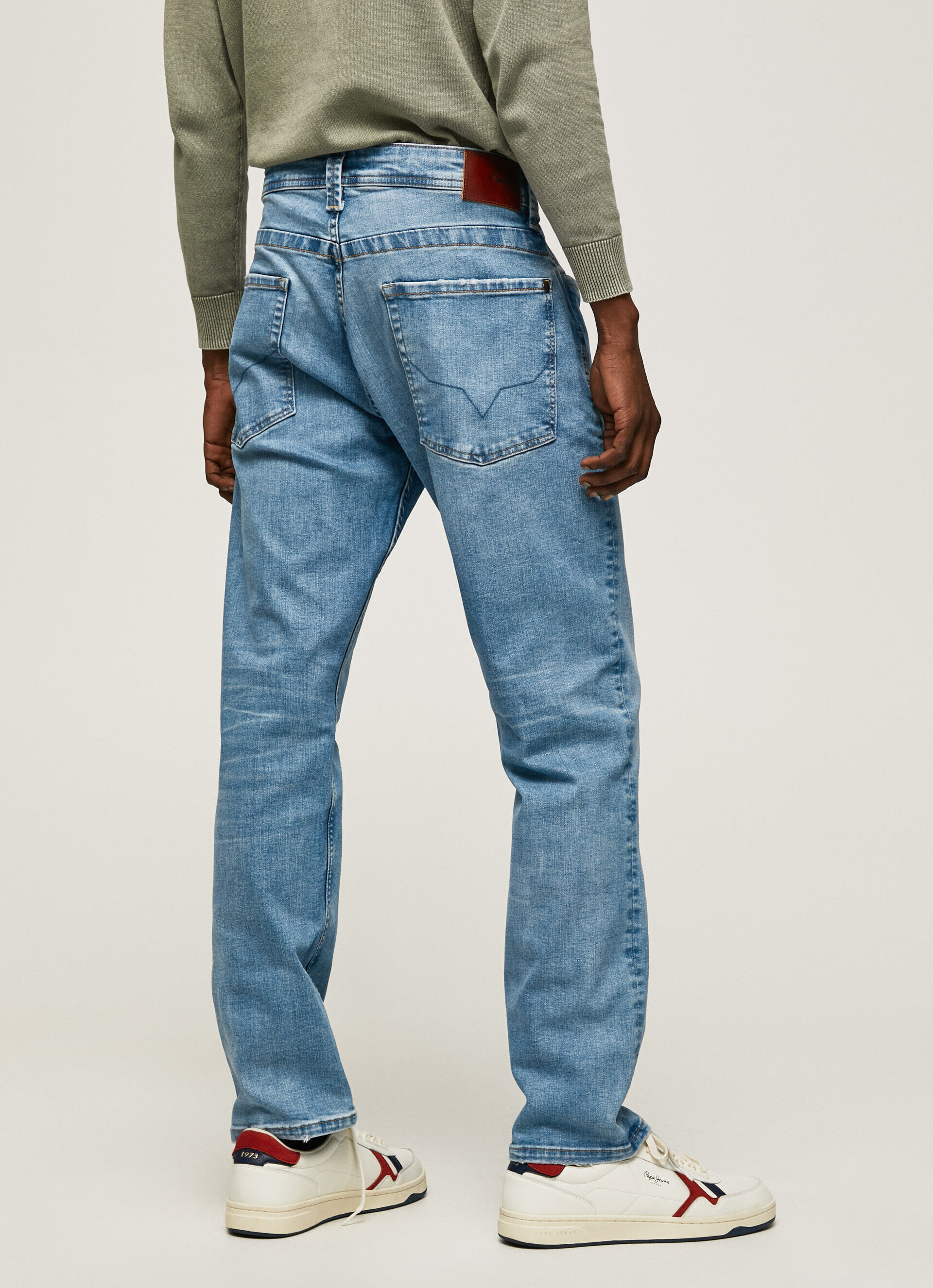 Calça jeans com modelagem Cash Fit e cintura regular - jeans