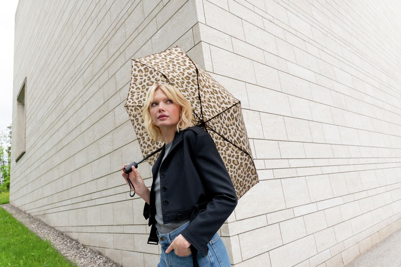 Reisenthel Umbrella Pocket Duomatic leo macchiato