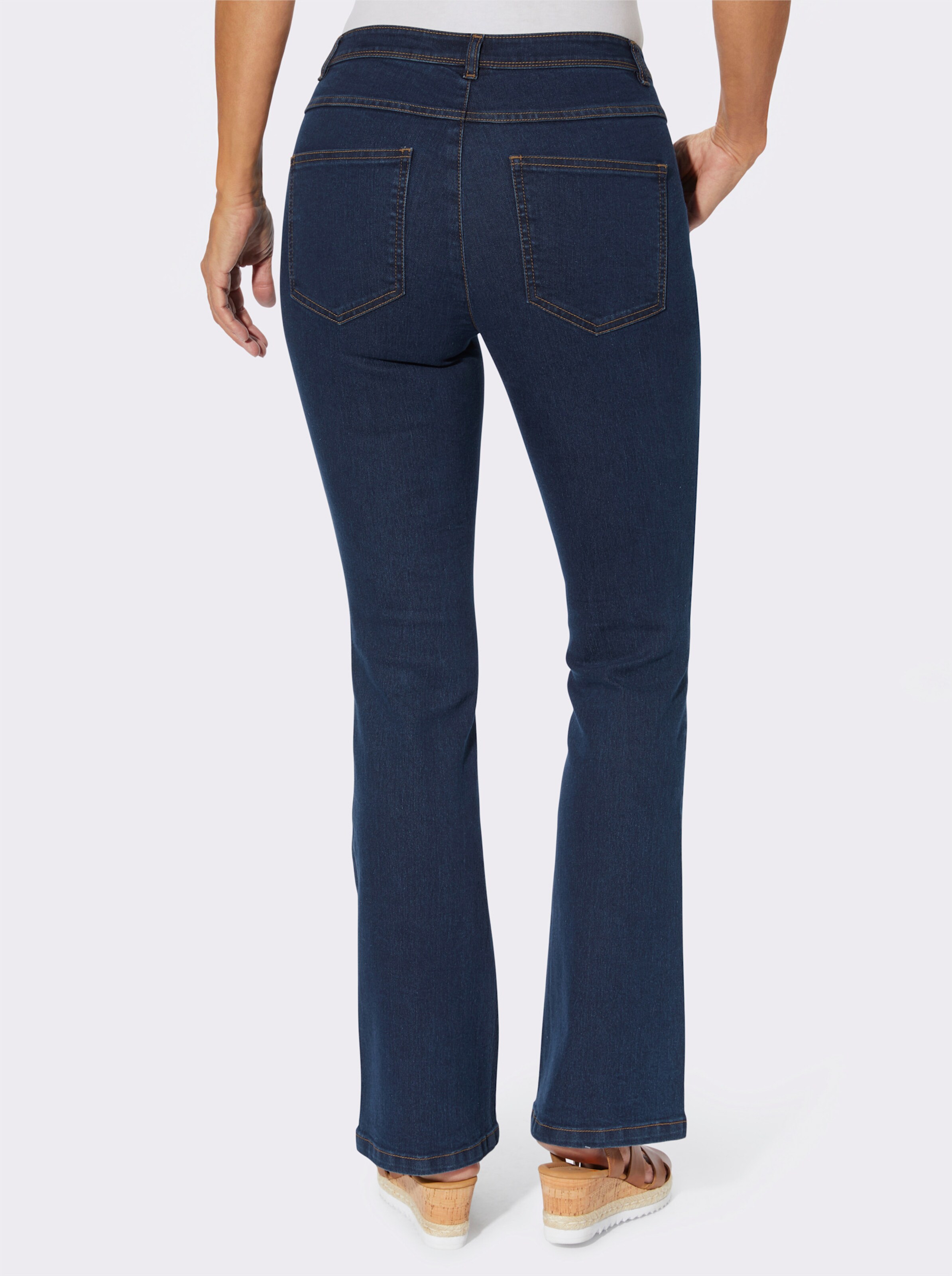 Bootcut-Jeans mit imitierten Pattentaschen
