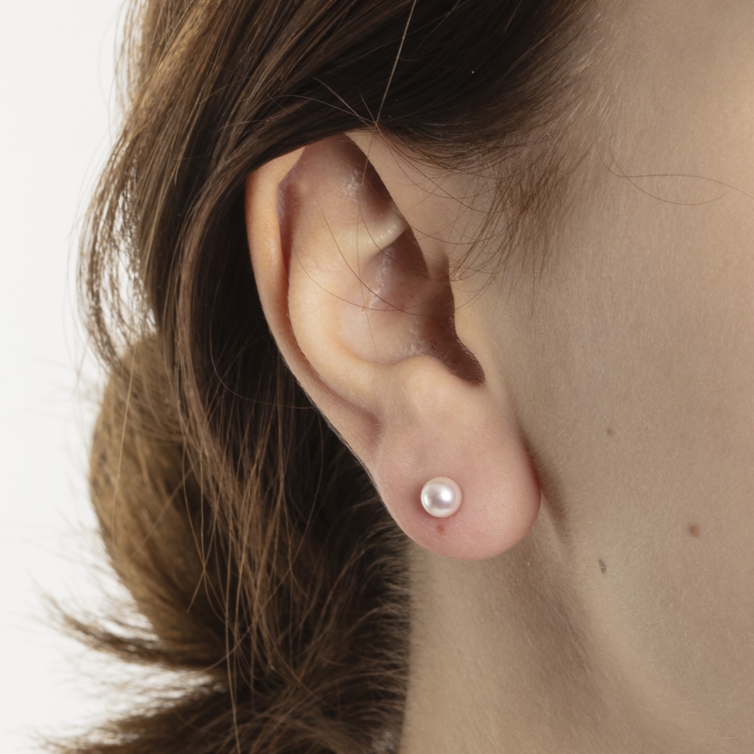 Ohrstecker 750/18 K Weissgold mit Süsswasser-Kulturperle Ø 5.0mm