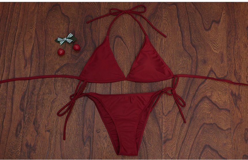 Hipper - Set: Halterbikini + zelfstrikbaar broekje