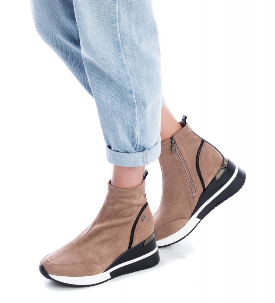 Botas de cano curto Xti Sports 140057 cor taupe