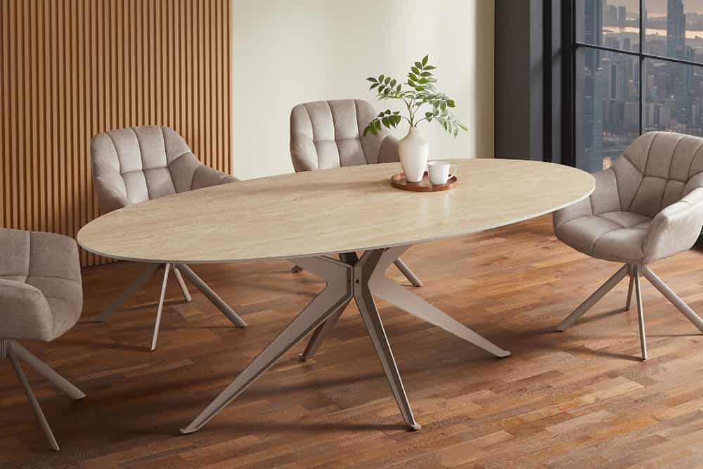 Ovaler Esstisch SCULPTURE 220cm natur Travertin Keramik champagner greige Metall