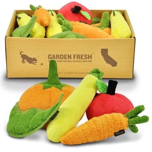 Brinquedos de pelúcia ecológicos para animais de estimação, ideais para o estilo de vida dos pets e para o jardim.