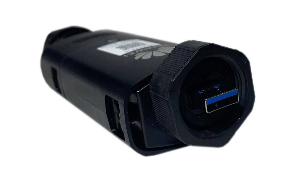 Smart WLAN & Fast Ethernet Dongle<br>Gerät für die Verbindung zwischen dem Huawei SUN2000 M0 Wechselrichter und dem Internet