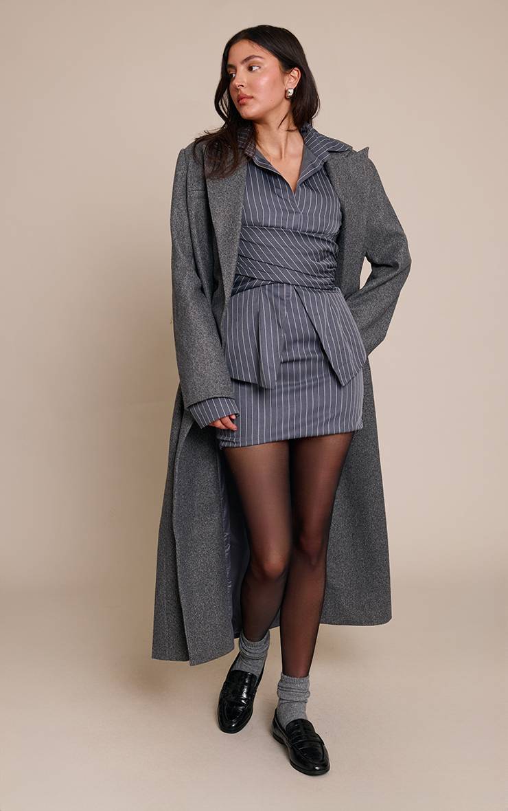 Charbon Robe Chemise À Manches Longues À Rayures Tennis Avec Détail Cache-cœur