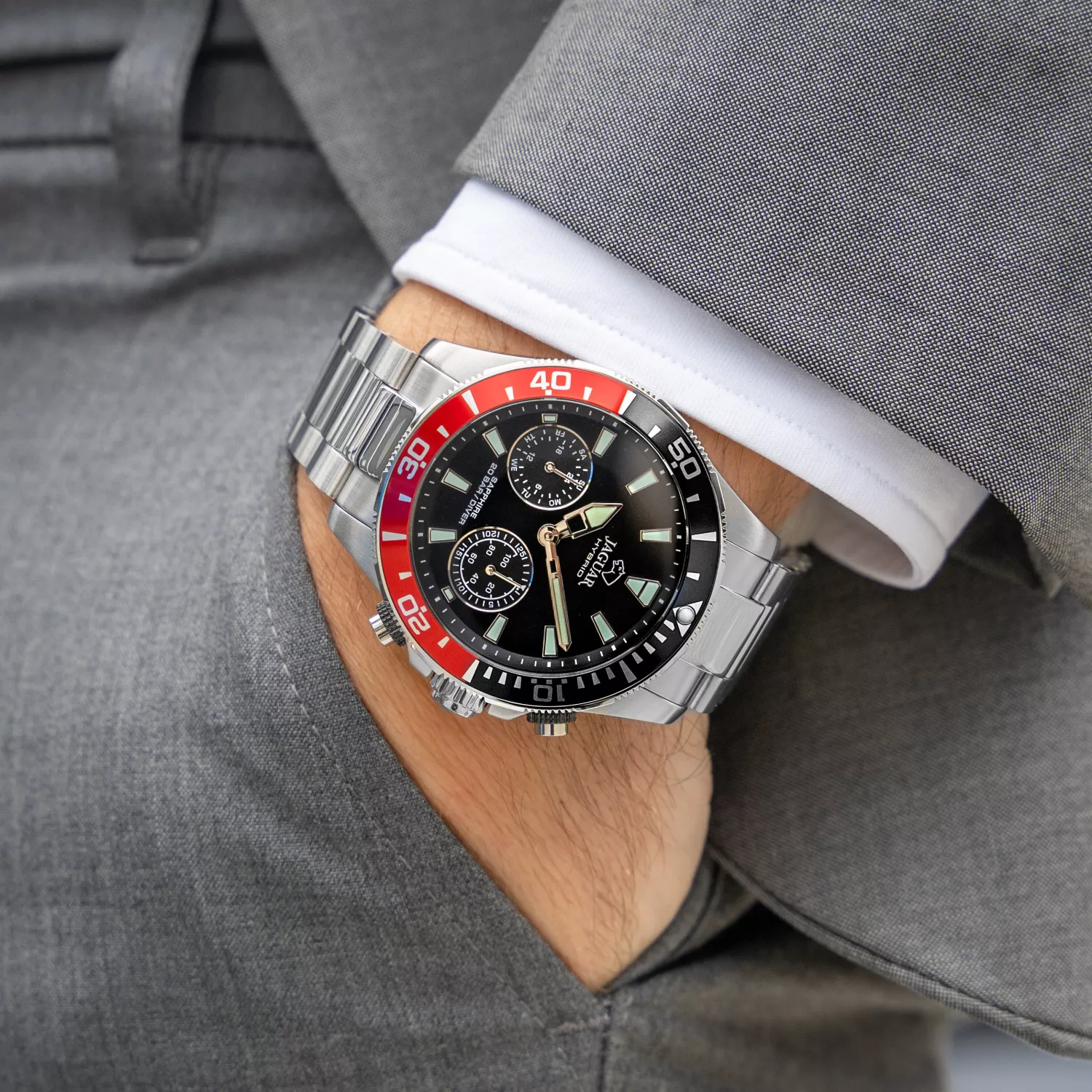 Jaguar Connected Diver J888/3