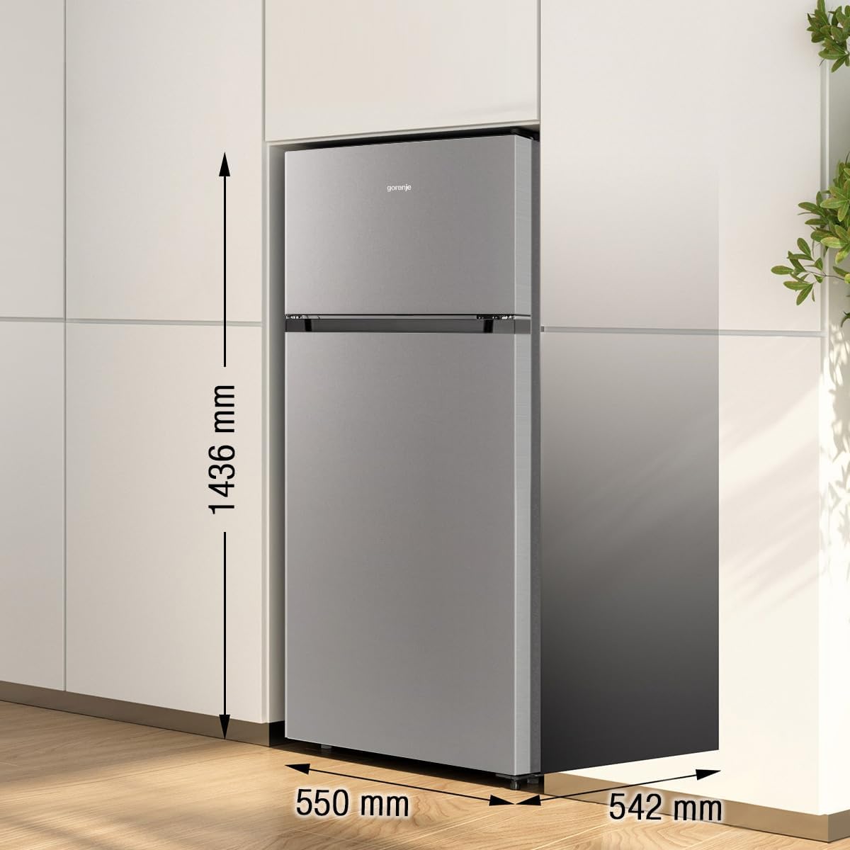 Gorenje RF414EPS4 Doppeltürkühlschrank mit Gefrierteil oben, 165 Liter Kühleil, 41 Liter Gefrierteil, LED Innenbeleuchtung, Energieeffizienzklasse E, 143,6cm x 55cm, silber