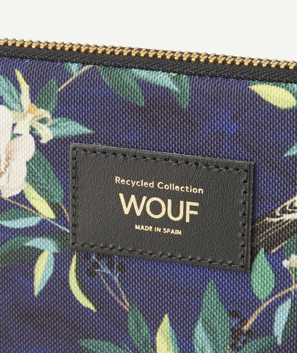 WOUFHOUSSE POUR TABLETTE EN FIBRES RECYCLÉES BLEUE ET IMPRIMÉE OISEAUX