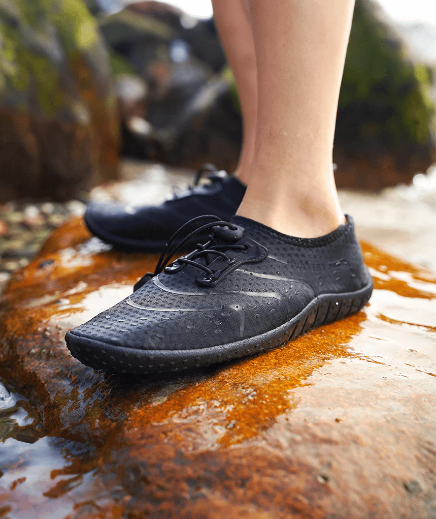 Watery badesko til voksne - Nerida - Sort
