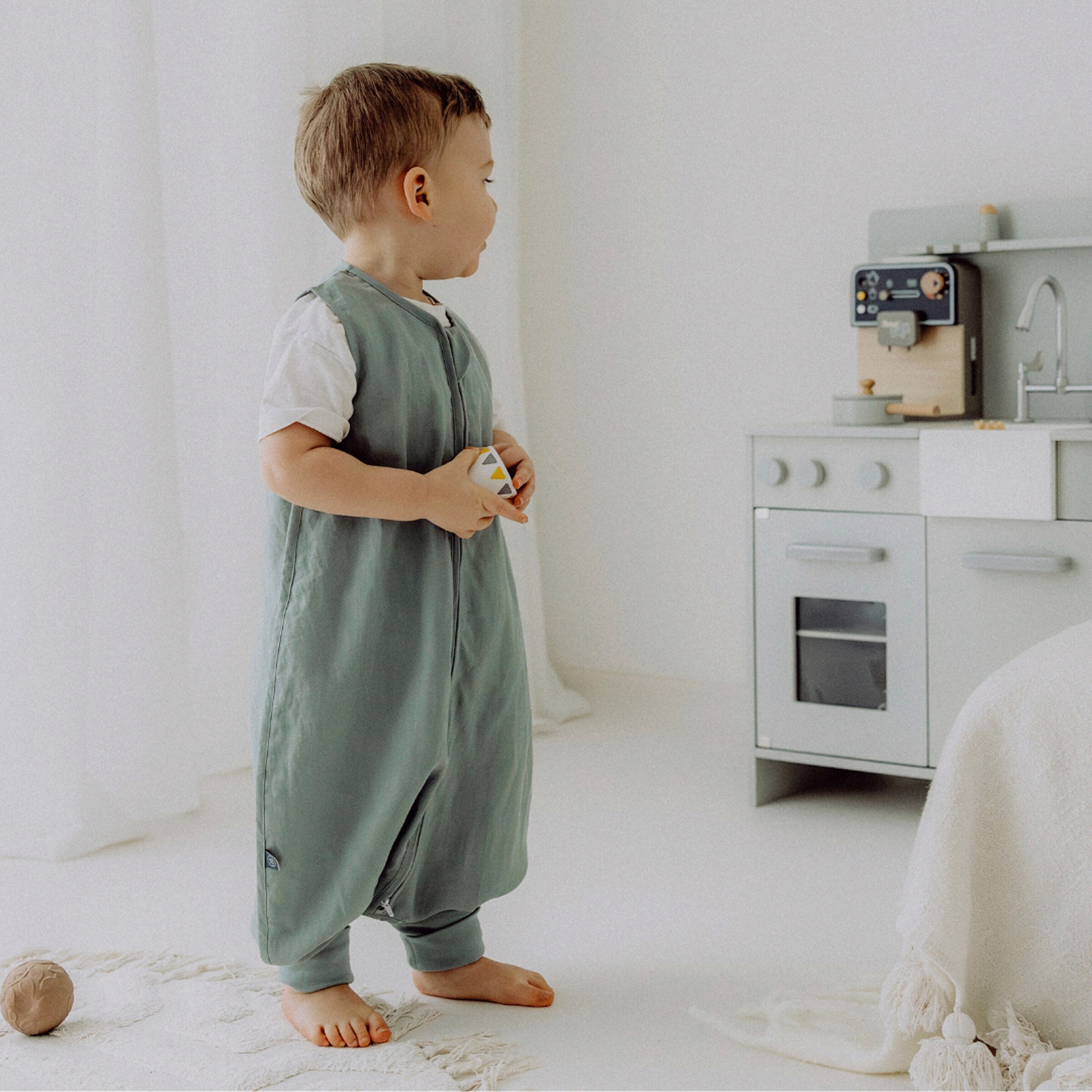 emma & noah Sommer-Sleepoverall Leinen 0.5 TOG Essential Mint