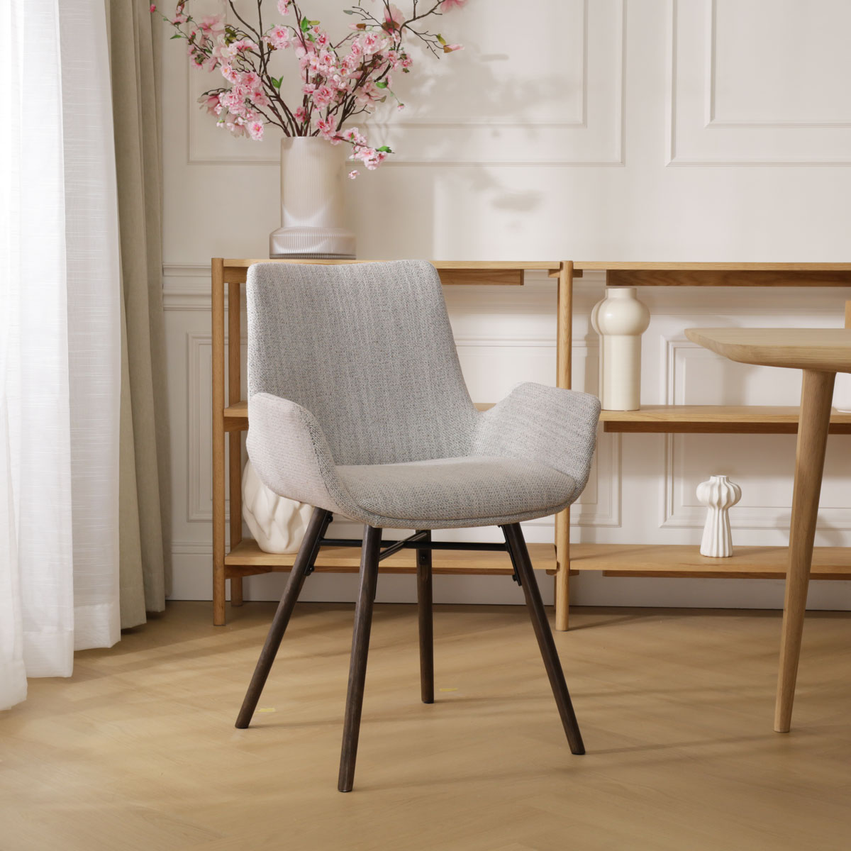 Nena-Eef eetkamerstoel grijs beige gemêleerd - walnoot