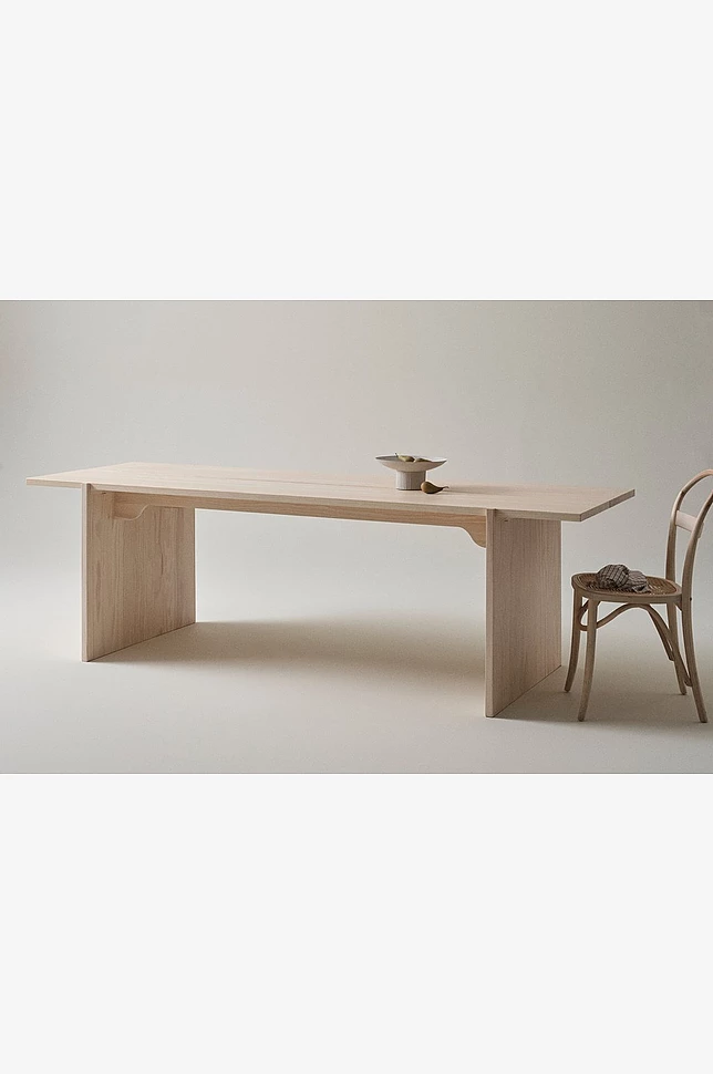 TOTTORI spisebord 84,5x250 cm